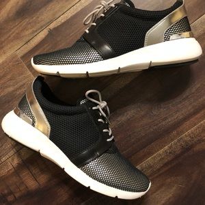 MICHAEL KORS TENNIS SHOES